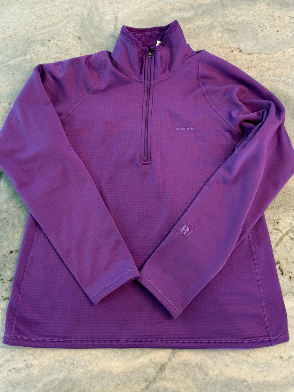 Patagonia Women's R1 Deep Purple Quarter-Zip Pullover
